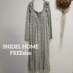 【スナイデルホーム】 FREE♪ 総柄 長袖 ワンピース カップ付きのサムネイル