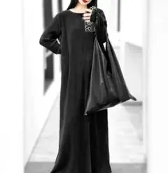 デイリーデイリースーパーストレッチクルーネックプリーツワンピース