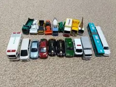 ミニカー 13台セット 働く車・旧車・国産車 ミニカー 13台セット 働く車・旧車・国産車 - メルカリ