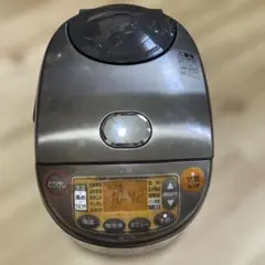 ZOJIRUSHI 圧力IH炊飯器 NW-VP10E7 本体 - メルカリ
