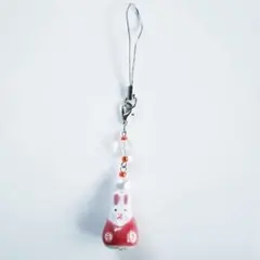 うさぎ　陶器ビーズ　ストラップ　チャーム レッド　赤色