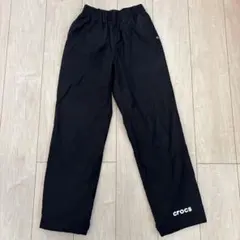 crocs 黒 長ズボン　150サイズ