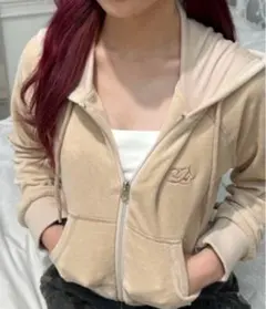 Item thumbnail for item aa72f78a-05d1-4488-bfb3-01a32e294923