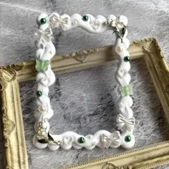 Item thumbnail for item 87a564fe-c2f8-45ca-ae4c-19566019fc48