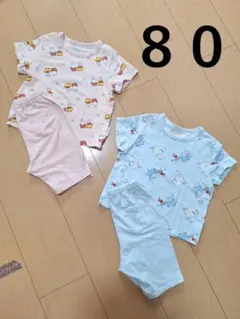 UNIQLO　ベビーパジャマ