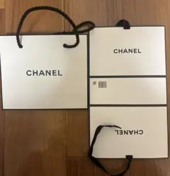 CHANEL ショッパー、箱