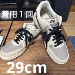 Item thumbnail for item 05fd6d0f-47ec-46aa-8d83-216fd15e2953