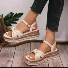 未使用　SHEIN　アイボリーリボン付き厚底サンダル