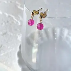 No.784小さい天然石ラズベリーローズ翡翠一粒ゴールドスタッドピアス　316L