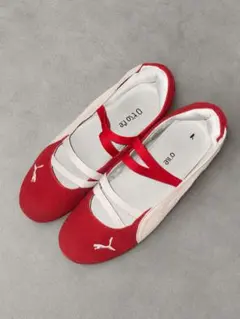 PUMA レディースフラットシューズ　バレエシューズ レッド　24センチのサムネイル