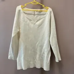 アプワイザーリッシェ リブ編みホワイトVネック七分袖トップス