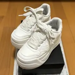 ZARA プラットフォームスニーカー(37:24cm)新品 - メルカリ