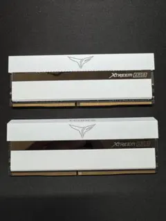 T-FORCE XTREEM ARGB DDR4 32GB(16GBx2)のサムネイル