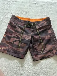 オニール　迷彩柄サーフパンツ サイズS 水着