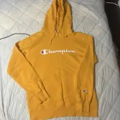Champion プルオーバーパーカー イエローのサムネイル