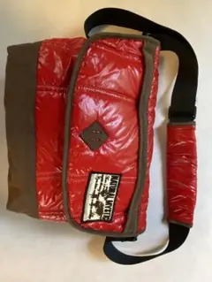 【値下げ】赤　ショルダーバッグ