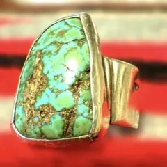 ナバホ族　ターコイズのシルバーリング　インディアンジュエリー