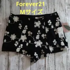 Forever21 ショートパンツ 刺繍 Mサイズ