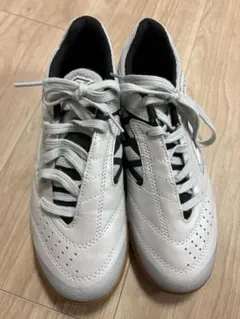 umbro フットサルシューズ