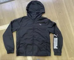 PUMA フード付き ブラック ウィンドブレーカー(women's)