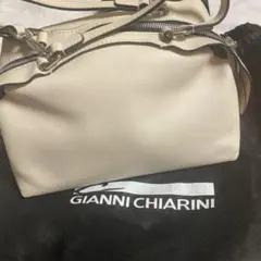 ジャンニキャリーニ　皮バッグ2way石原さとみ