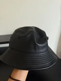 最安値　newhattan フェイクレザー バケットハット ブラック
