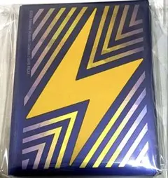 【新品・匿名配送】海外限定 雷 ピカチュウ デッキシールド スリーブ 65枚