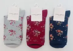 LAURA ASHLEYレディースソックス 3足セット花柄22-24cmシルク混