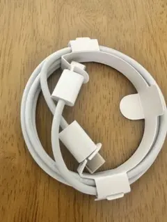 Apple純正 充電ケーブル 未使用 訳あり（C端子に斑点あり）格安