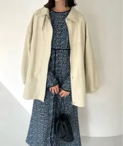 新品　mystic 小花柄パイピングワンピース　オケージョン