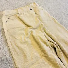 Item thumbnail for item 69efb4dd-a9e0-4975-b247-f790096d287e