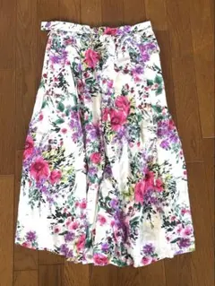 ローラアシュレイ 花柄ロングスカート