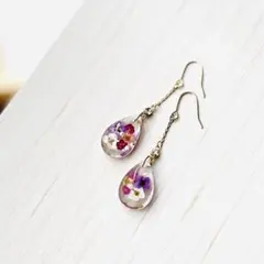 雫　フラワーピアス　イヤリング　 ハンドメイド　アリッサム　金具込みのサムネイル