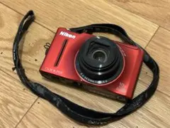 Nikon ニコン COOLPIX S8100 赤 レッド コンデジ カメラ ニコン（Nikon） 良品 COOLPIX S8100 コンパクトデジタルカメラ レッド