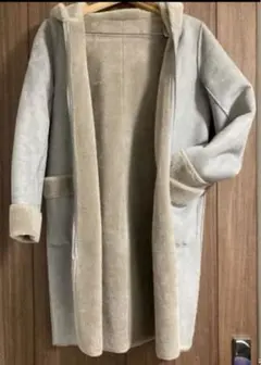 フード付きムートン調コート グレー・ベージュグレー