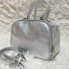 【極美品】AULENTTI オウレンティ 2way シボ革 ショルダーシルバー