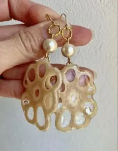 お花レンコンピアス