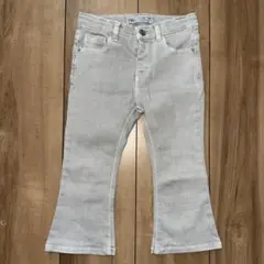 Item thumbnail for item 80cea83d-7ca9-4ebe-b30c-2016243ab2ec