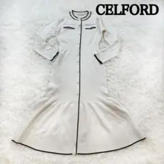 白ロングワンピース