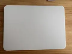 Apple Magic Trackpad (USB-C) ホワイト