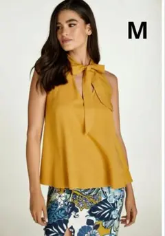 ​【新品】リボンタイが可愛い♡ マスタードカラーのホルターネックブラウス M