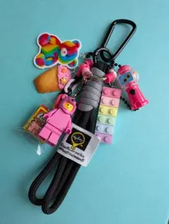 じゃらじゃらキーホルダー　パラコード　ピンクくま