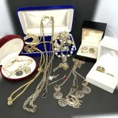 最安値☆遺品整理アクセサリー纏め売りDior、ニナリッチPierreCardin
