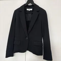ナチュラルビューティーベーシック　ビジネススーツ　ジャケット　黒　ブラック　S