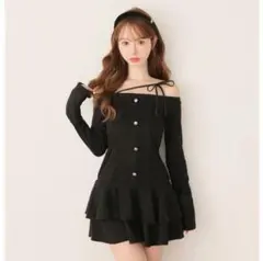 Ribbon brooch frill mini skirt【ブラック】 - メルカリ