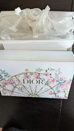 Dior 花柄ギフトボックス カード付き
