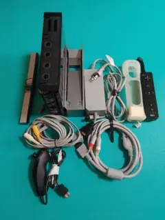 ニンテンドーWii本体　ブラック　Wiiリモコン　モーションプラス
