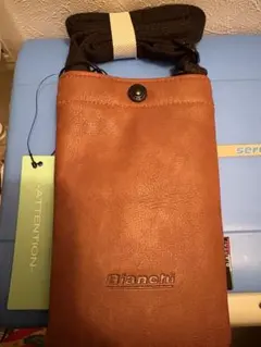 Bianchi レザースマホショルダーバッグのサムネイル