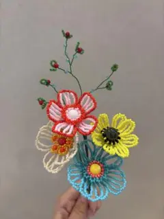 ビーズフラワー　ブーケ　一輪挿し