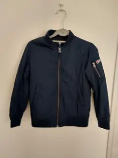 ユニクロ　UNIQLO　中綿ブルゾン 紺色 130cm